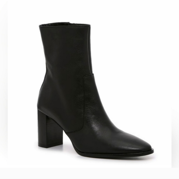 Meet your Posher, Tatiana - Picture 1 of 1